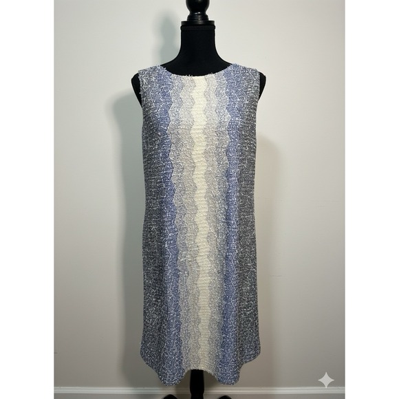St. John Dresses & Skirts - St. John Santana Knit Sleeveless Sheath Shift Dress Blue White Classic Size 6